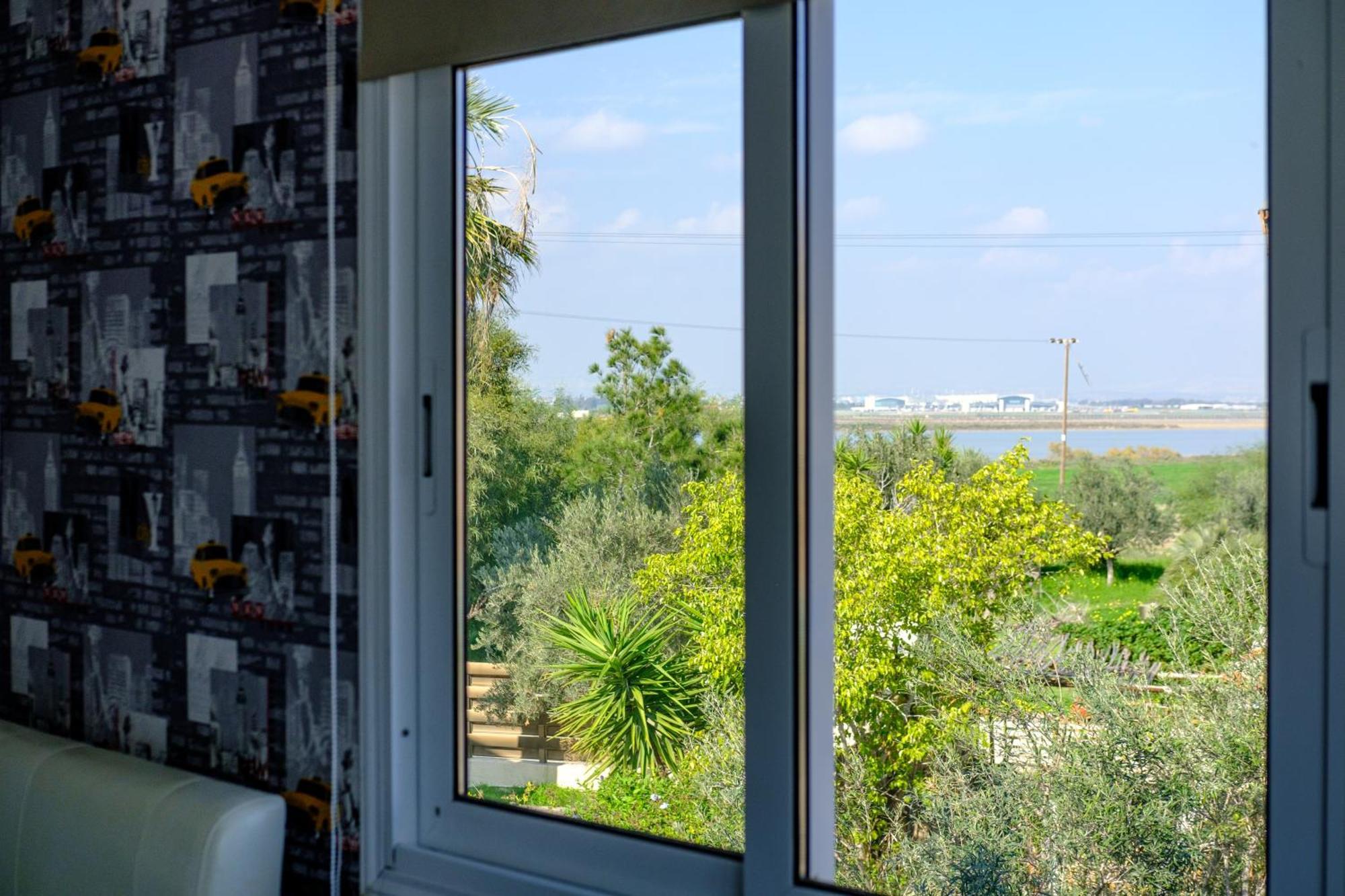 Demetris Apartment Meneou Exteriör bild