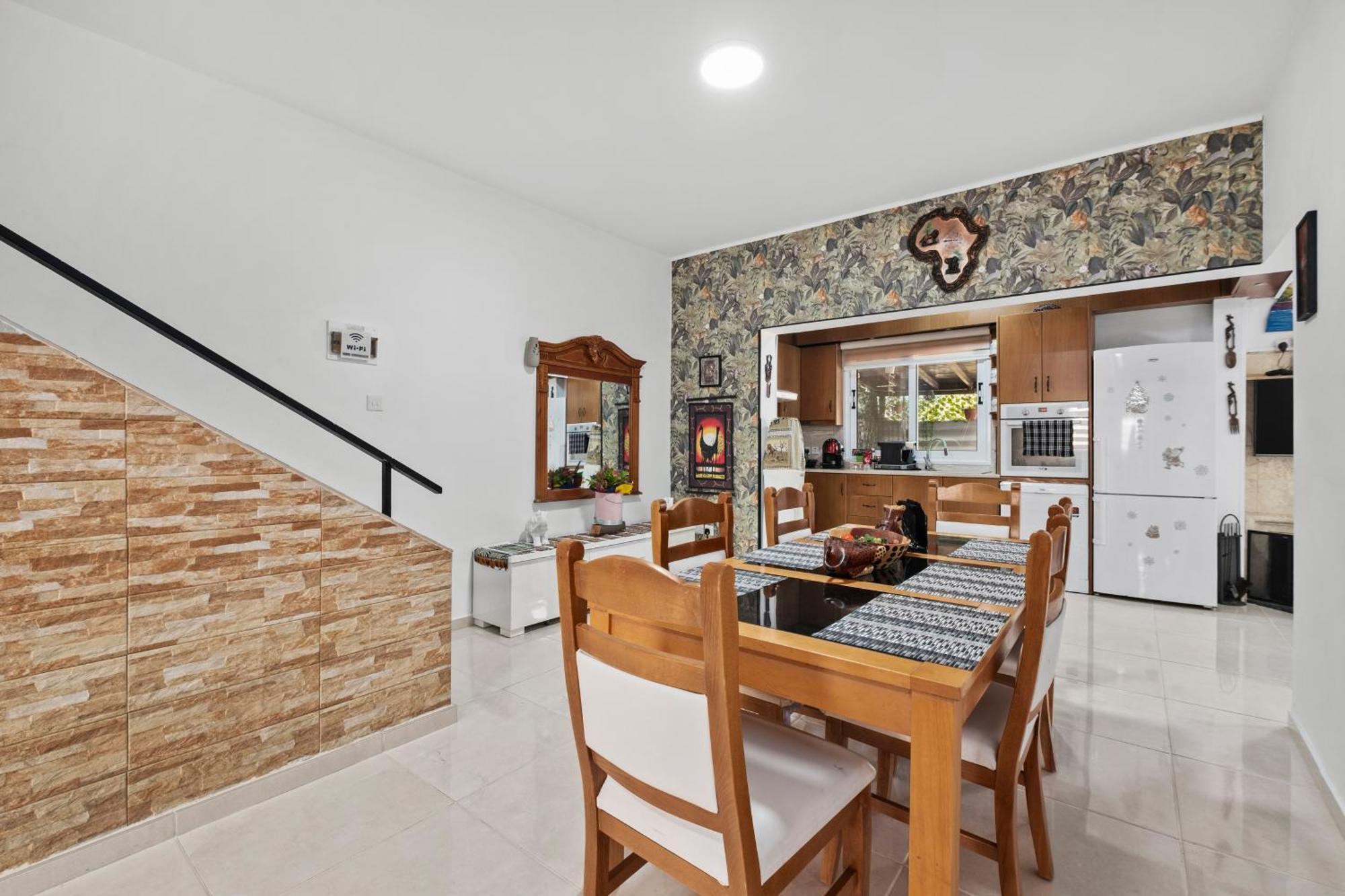 Demetris Apartment Meneou Exteriör bild